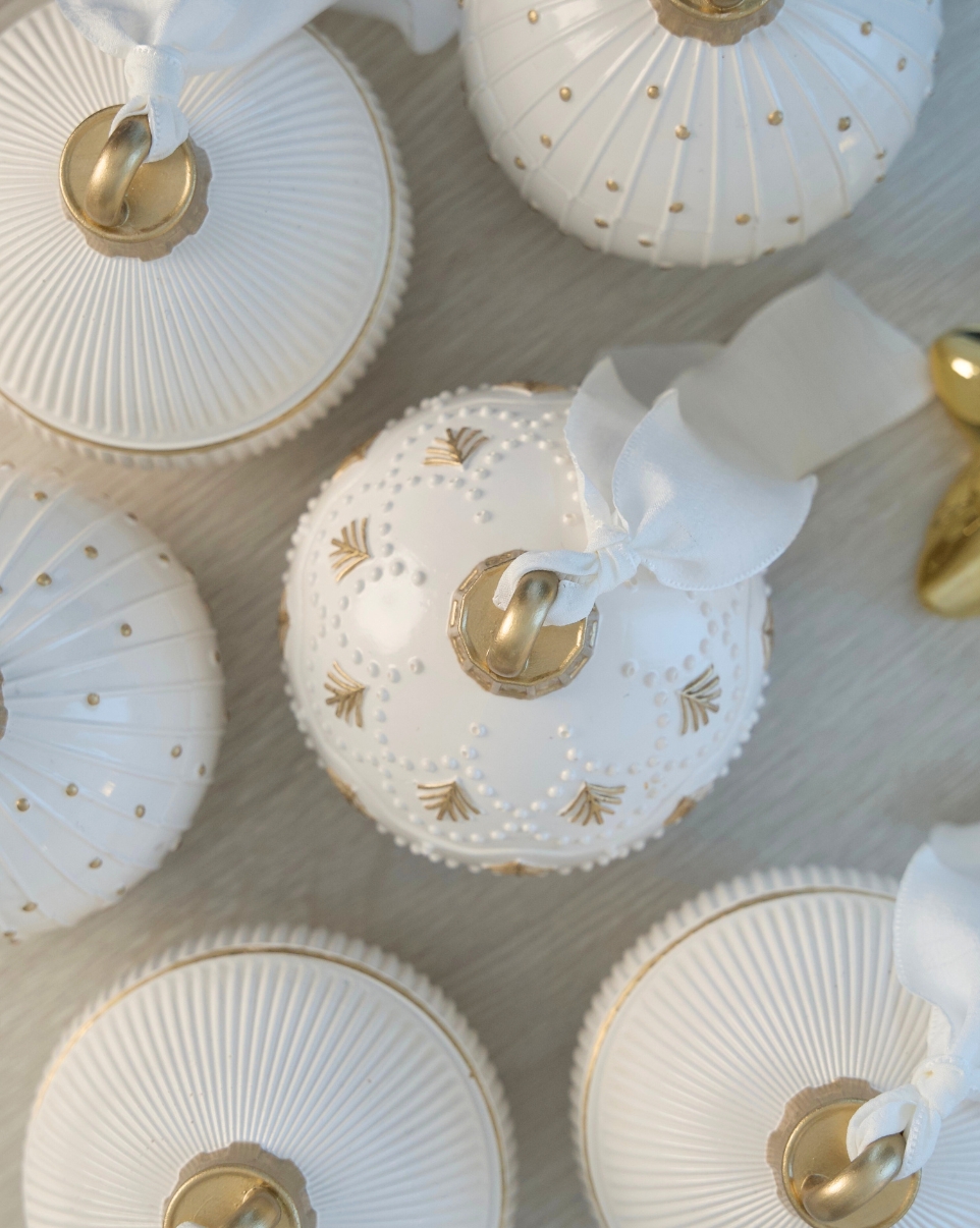 Boule de Noël Premium en Jesmonite & Cire – Image 7